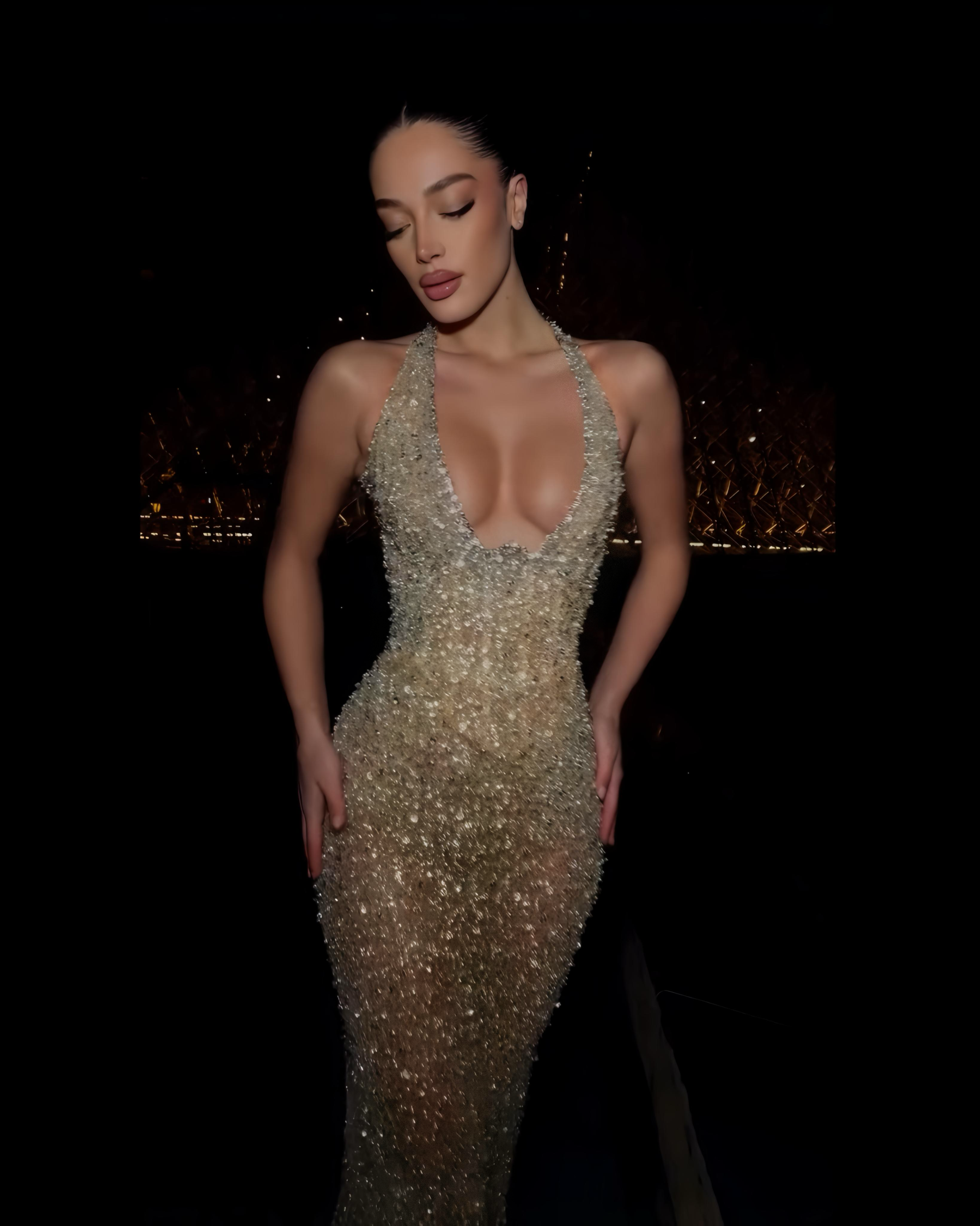 Albina Dyla Golden Mirage