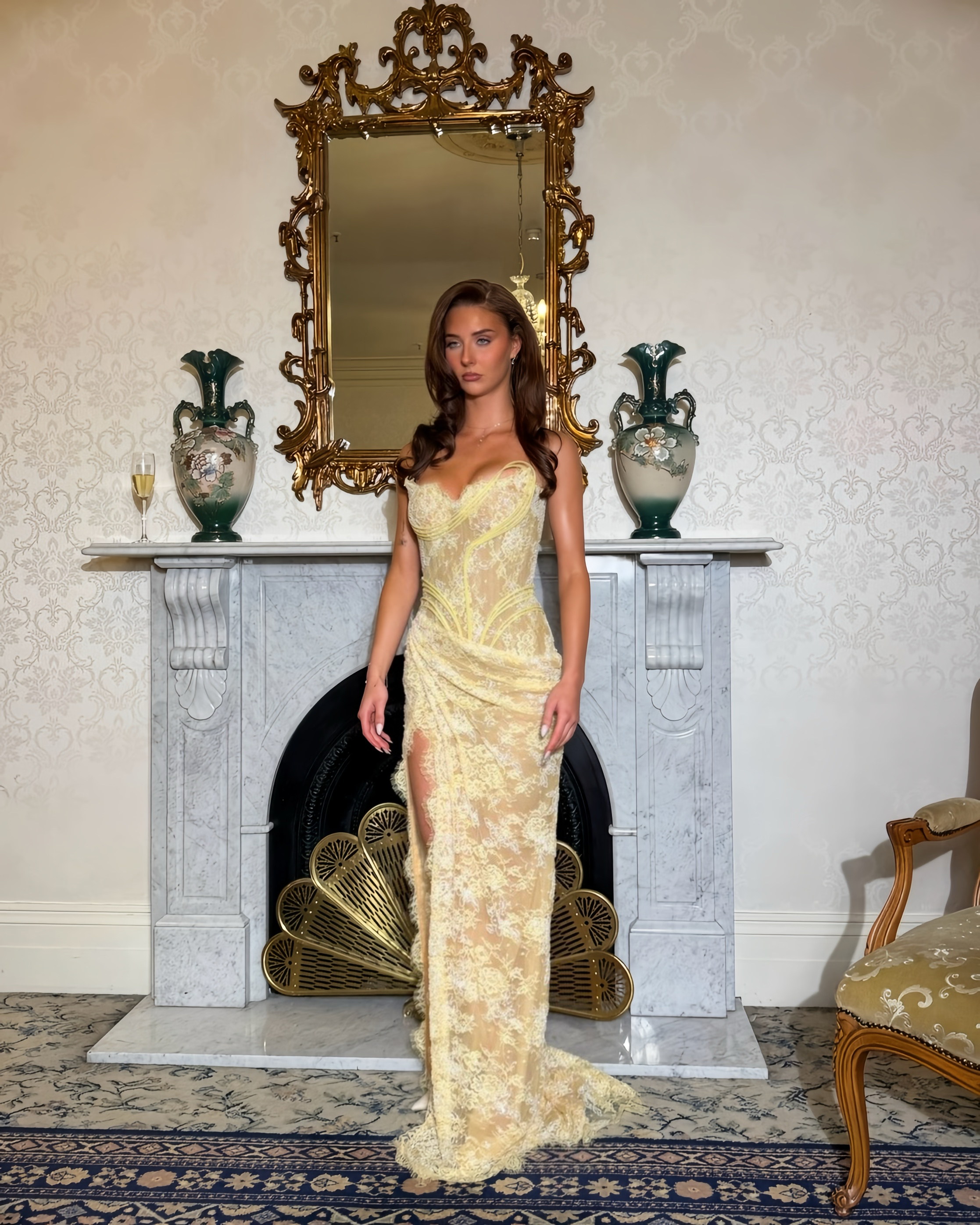 serena gold dress Zaure Hire Melbourne Australia Size:Long Sleeve X-Large Glitter Red Corset Tiered filter-dress:Tiered Lay flat to dry